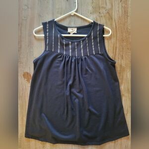 Chic Navy Sleeveless Top with Pinstripes